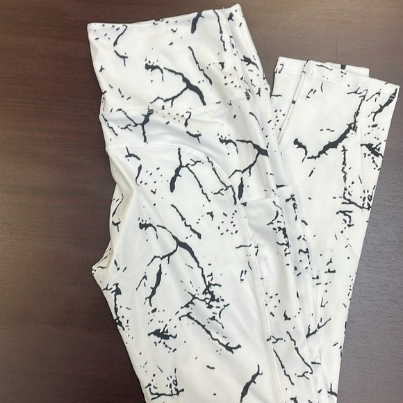 Leggings Bundle - Picture 8 of 9